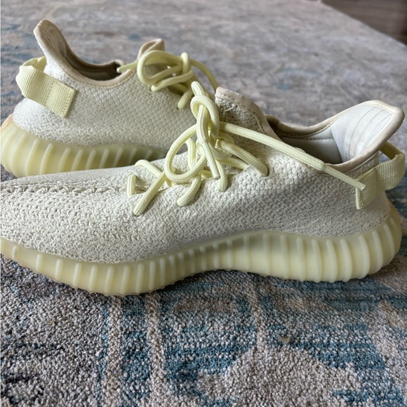 Cream - Picture 2 of 5